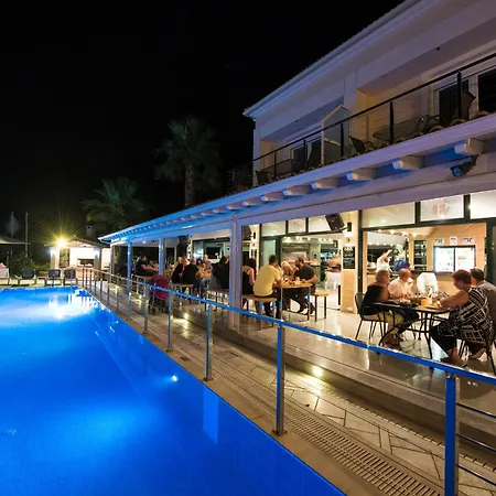 Plaza Hotell 3*