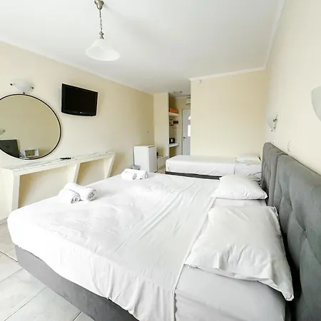 Hotell Plaza Kávos