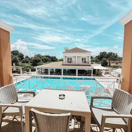 Plaza 3* Kávos