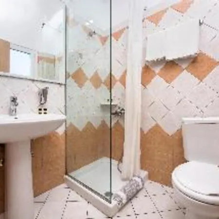 Plaza Hotell 3*