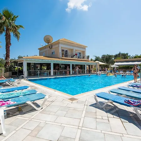 Plaza 3* קאבוס
